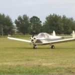how to become a pilot